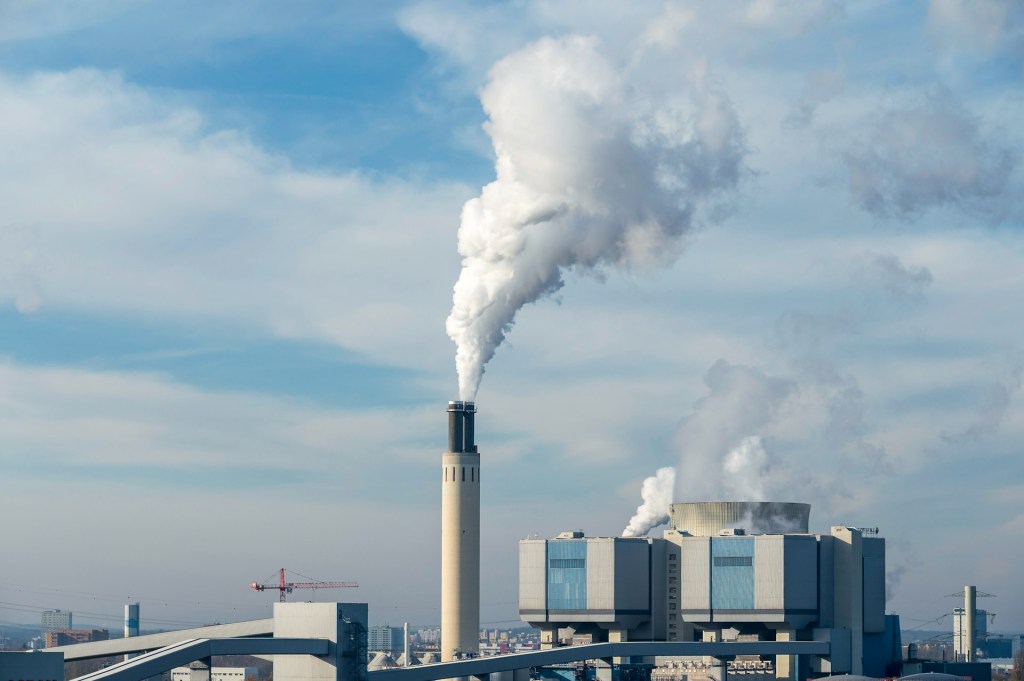 Scientists discover new material to capture CO2 emissions more effectively from the atmosphere
